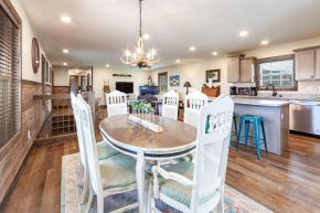Like New Cabin - Indoor Pool - Theater - Game Rm - Views